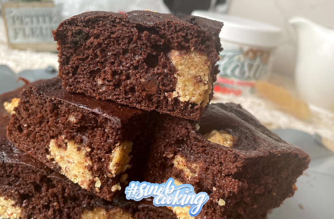 Protein-Cookie-Dough-Brownies