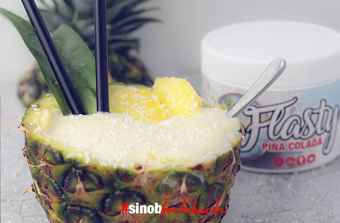 Pina Colada Smoothie Bowl